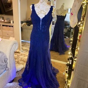 COPY - Camille La Vie - Night Gown / Formal Dress